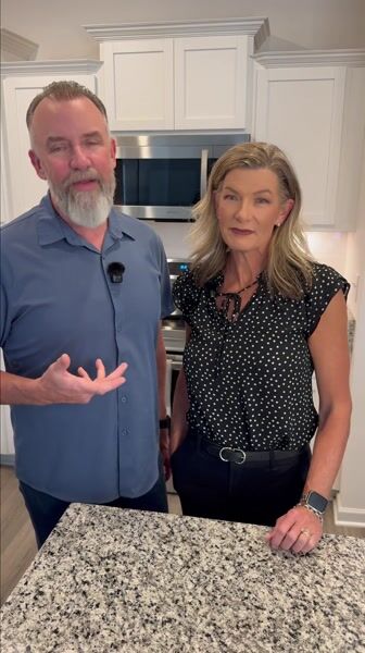 Video thumbnail: Couples Content